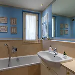 Apartamento Montenapoleone-duomo Attico Di Lusso E Parcheggio Privato *